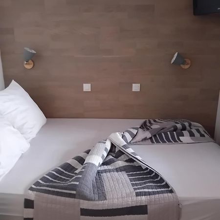 Appartement T2 Avec Piscine A 100 M De La Plage Six-Fours-les-Plages Eksteriør bilde