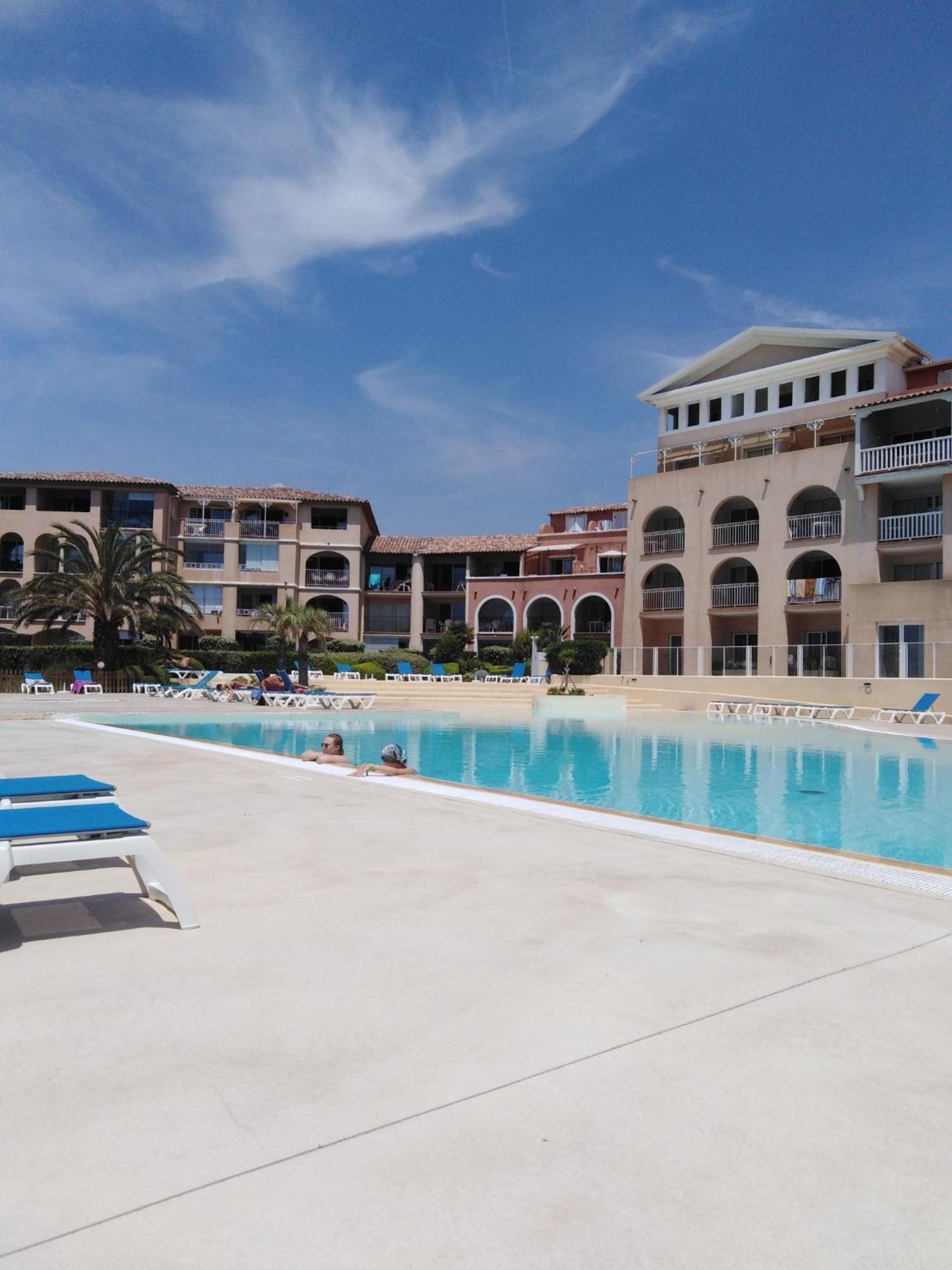 Appartement T2 Avec Piscine A 100 M De La Plage Six-Fours-les-Plages Eksteriør bilde