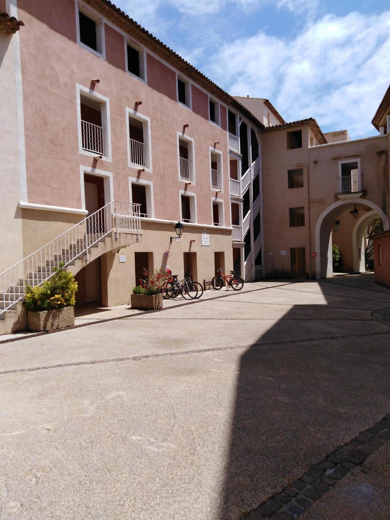 Appartement T2 Avec Piscine A 100 M De La Plage Six-Fours-les-Plages Eksteriør bilde